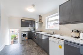 6 bedroom student apartment in Jesmond, Newcastle