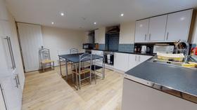 6 bedroom student house in Headingley, Leeds
