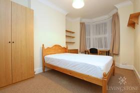 3 bedroom student house in Westcotes, Leicester
