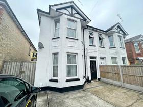6 bedroom student house in Winton, Bournemouth