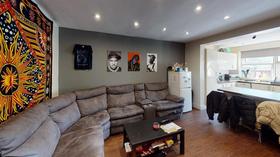 5 bedroom student house in Hyde Park, Leeds