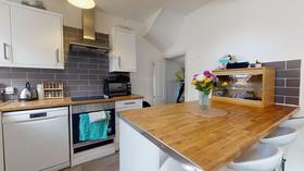 4 bedroom student house in Woodhouse, Leeds