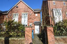 3 bedroom student house in Hulme, Manchester