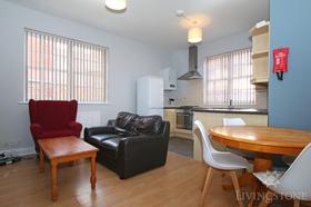 2 bedroom student apartment in City Centre, Leicester