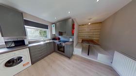 5 bedroom student house in Treforest, Pontypridd
