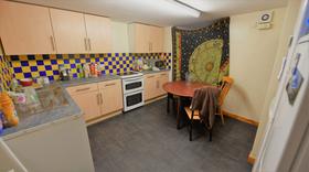 6 bedroom student house in Hyde Park, Leeds