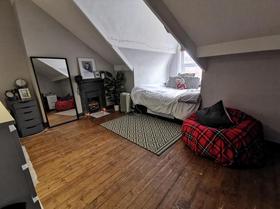 7 bedroom student house in Hyde Park, Leeds