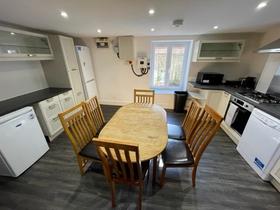 6 bedroom student house in City Centre, Exeter