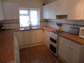5 bedroom student house in City Centre, Exeter