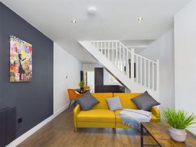 2 bedroom student house in Golden Triangle, Loughborough