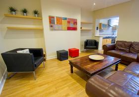 6 bedroom student apartment in Jesmond, Newcastle