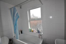 6 bedroom student house in Hyde Park, Leeds