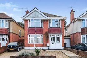 6 bedroom student house in Winton, Bournemouth