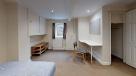 7 bedroom student house in Woodhouse, Leeds