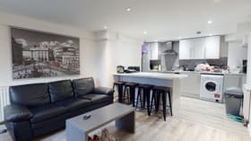 5 bedroom student house in Woodhouse, Leeds
