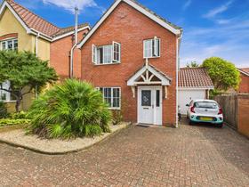 5 bedroom student house in Three Score, Norwich