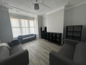 5 bedroom student house in Headingley, Leeds