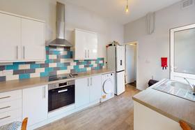 4 bedroom student house in Westcotes, Leicester