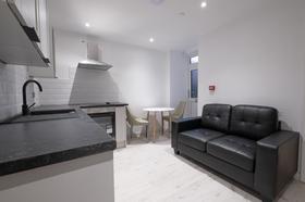 2 bedroom student apartment in Brynmill, Swansea