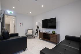 6 bedroom student house in City Centre, Swansea