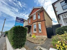 6 bedroom student house in Winton, Bournemouth