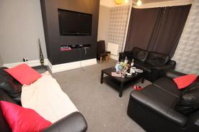 11 bedroom student house in Hyde Park, Leeds
