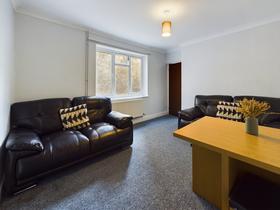 4 bedroom student house in Brynmill, Swansea