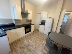 4 bedroom student house in City Centre, Sheffield