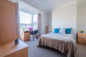 5 bedroom student house in Uplands, Swansea