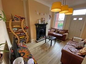 5 bedroom student house in Burley, Leeds