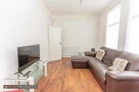 5 bedroom student house in Wavertree, Liverpool