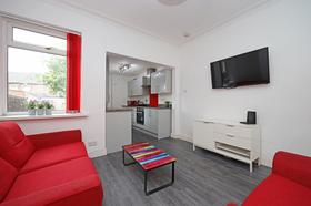 4 bedroom student house in Shelton, Stoke-on-Trent