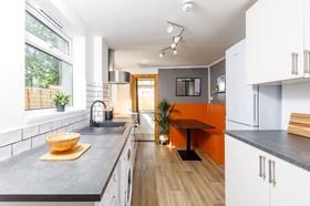 5 bedroom student house in Brynmill, Swansea