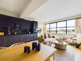 3 bedroom student apartment in Camden, London