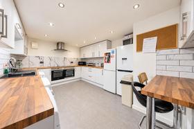 7 bedroom student house in Hyde Park, Leeds