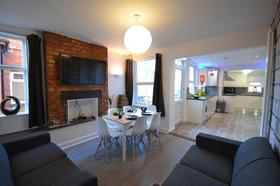 6 bedroom student house in Beeston, Nottingham