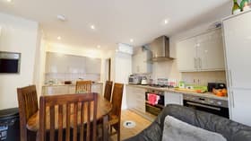 6 bedroom student house in The Viaduct, Durham