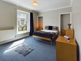 6 bedroom student house in Brynmill, Swansea