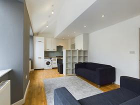 4 bedroom student apartment in Fishponds, Bristol