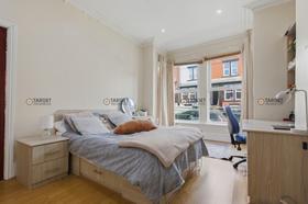 7 bedroom student house in Hyde Park, Leeds
