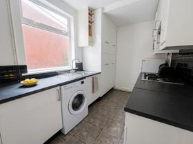 4 bedroom student house in Town Centre, Leamington Spa