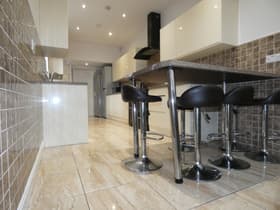 6 bedroom student house in Shelton, Stoke-on-Trent