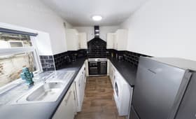 6 bedroom student house in The Viaduct, Durham