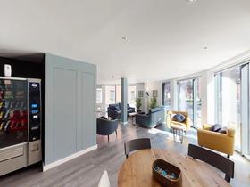 5 bedroom student apartment in King's Mile, Canterbury