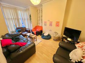 4 bedroom student house in Headingley, Leeds