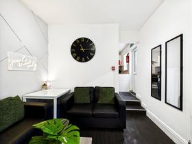 6 bedroom student house in Brynmill, Swansea