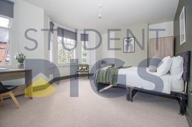4 bedroom student house in Westcotes, Leicester