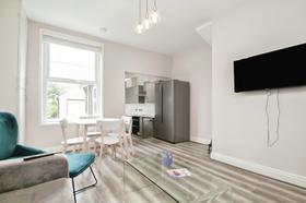 5 bedroom student house in Headingley, Leeds