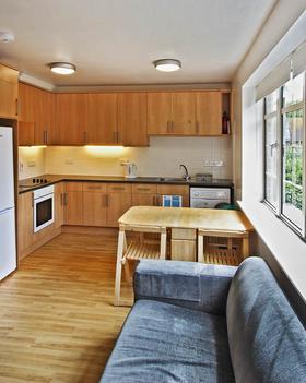 4 bedroom student apartment in Stanmore, Winchester