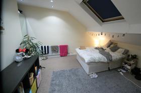 7 bedroom student house in Hyde Park, Leeds